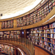 Illustration for article titled Are bookshelves becoming obsolete?
